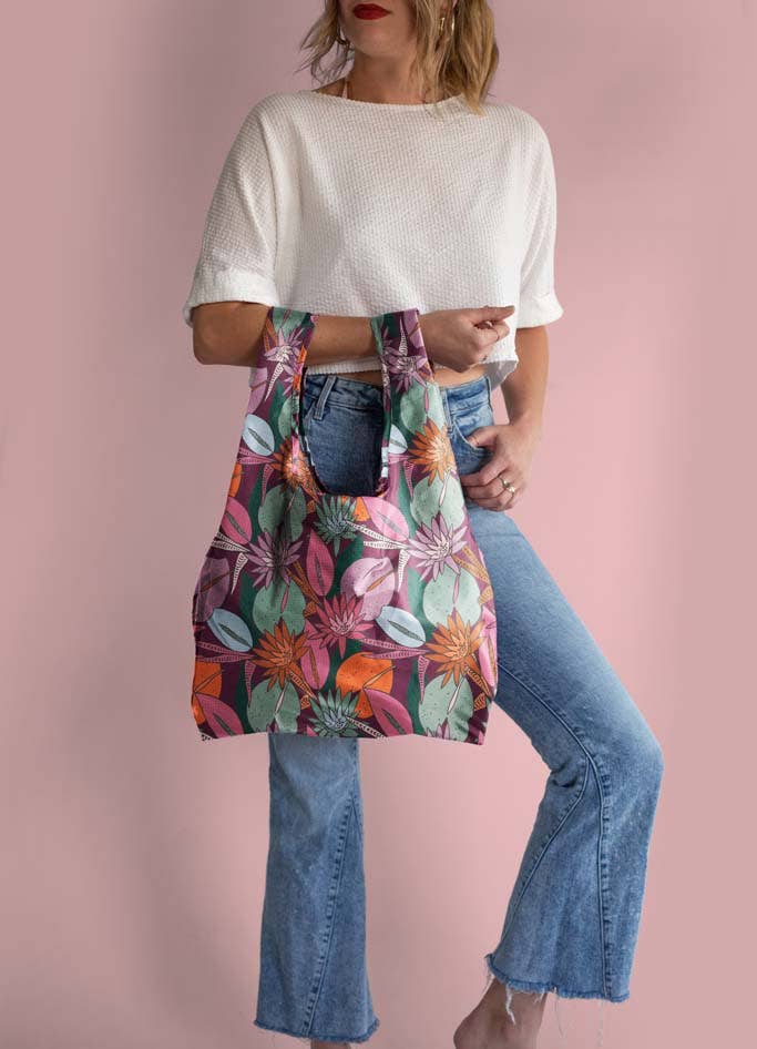 Medium Twist and Shouts: Flower Power